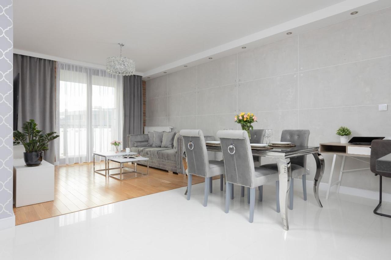Warsaw Silver Residence By Renters Prestige 외부 사진