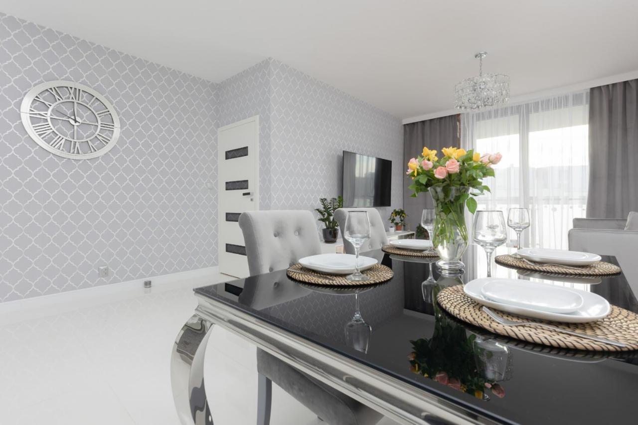 Warsaw Silver Residence By Renters Prestige 외부 사진
