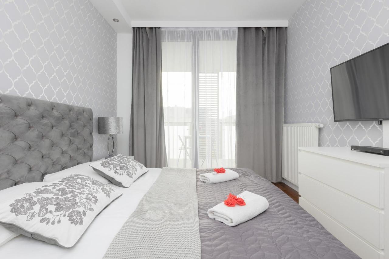 Warsaw Silver Residence By Renters Prestige 외부 사진